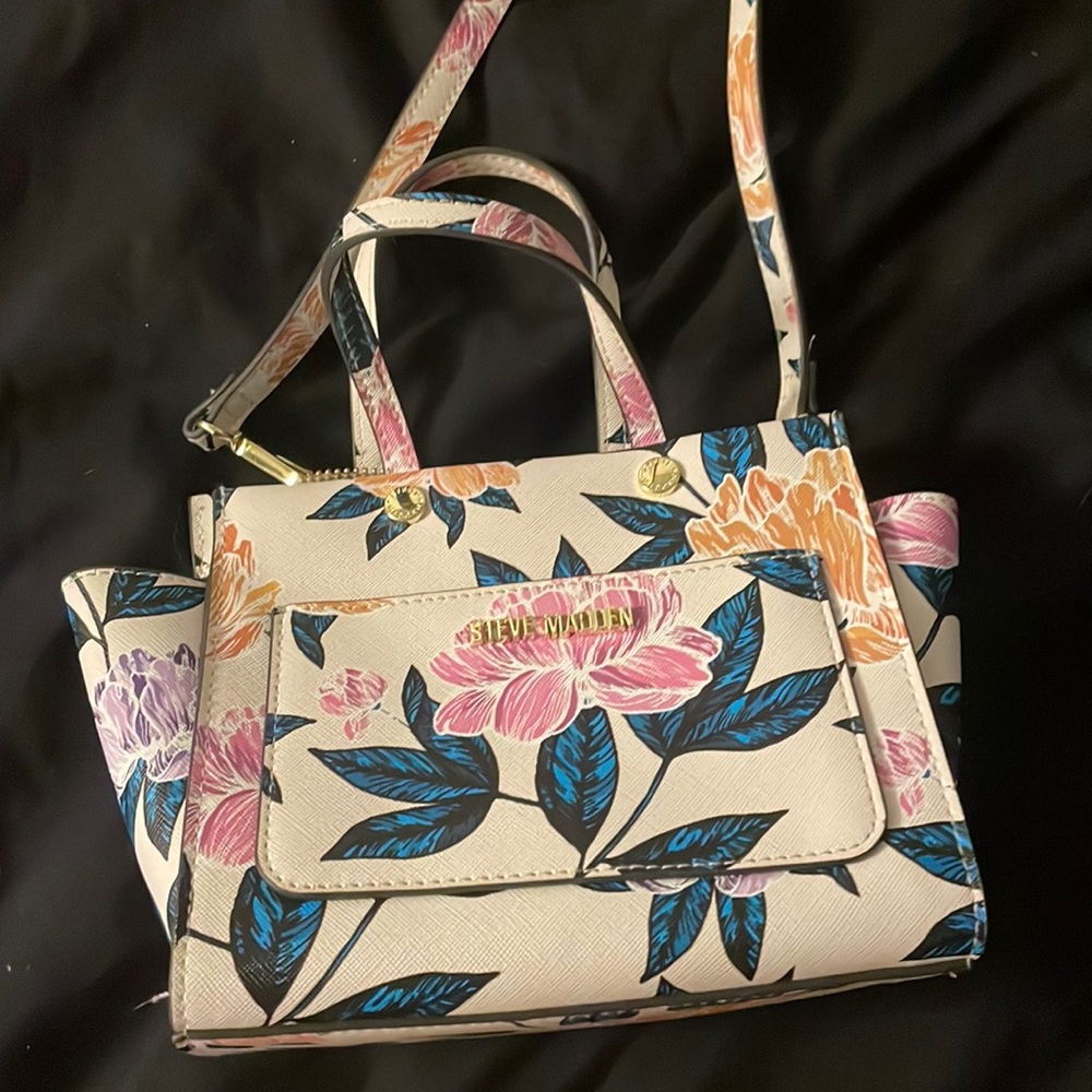 New without tags Steve Madden purse